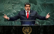 Политический кризис в Венесуэле: Мадуро решил отправить в отставку всех министров (видео)