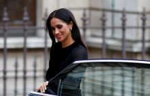 Меган Маркл впервые появилась одна на публике и нарушила королевский протокол (видео)