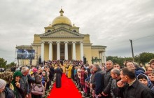 Предстоятелі Олександрійської та Української Православних Церков освятили відновлений собор у Болграді (відео)