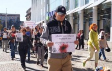 У Дніпрі зоозахисники з врятованими чотирилапими вийшли на марш за права тварин (фото)