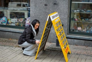 Качели продолжаются: курс доллара в обменниках вышел на новые цифры
