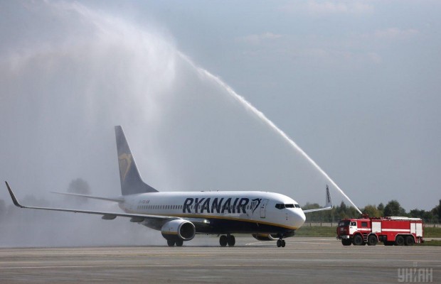 Перший "український" рейс Ryanair відлетів з Києва до Берліна (фоторепортаж)