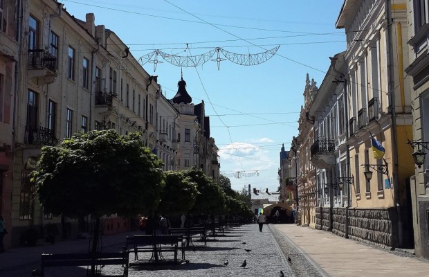 Авіакомпанія «Мотор Січ» у квітні запустить рейс з Києва до Чернівців