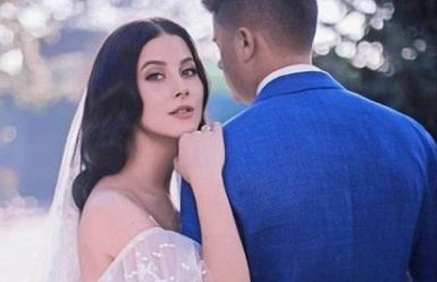 Екс-учасниця "ВІА Гри" показала весільні фото