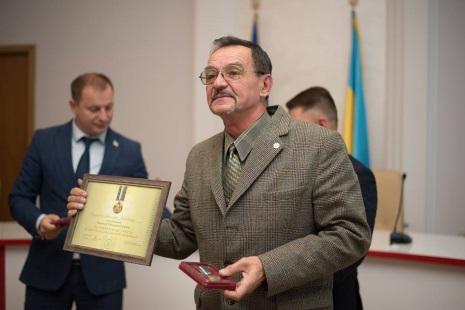 На Тернопільщині нагородили ветеранів за допомогу українській армії (фото) На Тернопільщині нагородили ветеранів за допомогу українській армії (фото)
