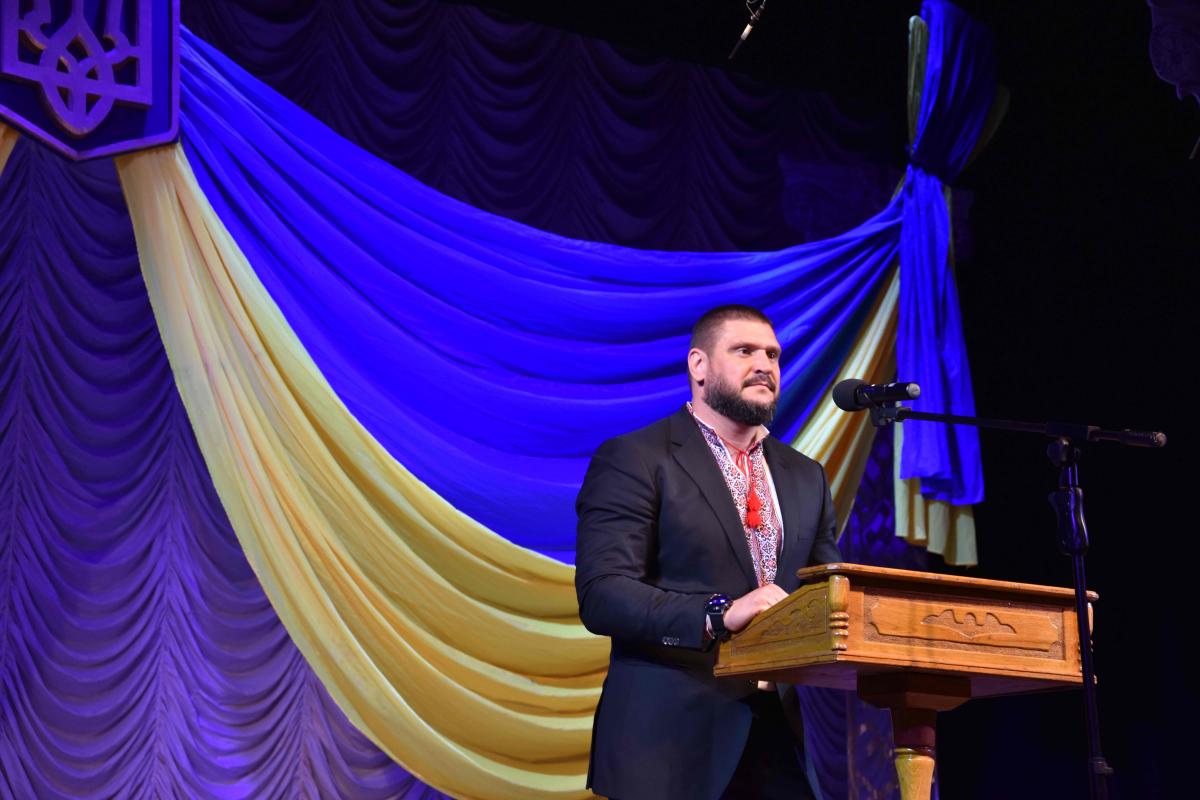 Олексій Савченко: «Показуйте всьому світу, що ми - українці»