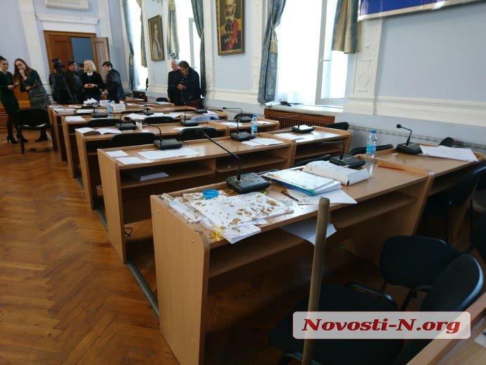 З учасниками конфлікту працює поліція / "Новини N" З учасниками конфлікту працює поліція / "Новини N"