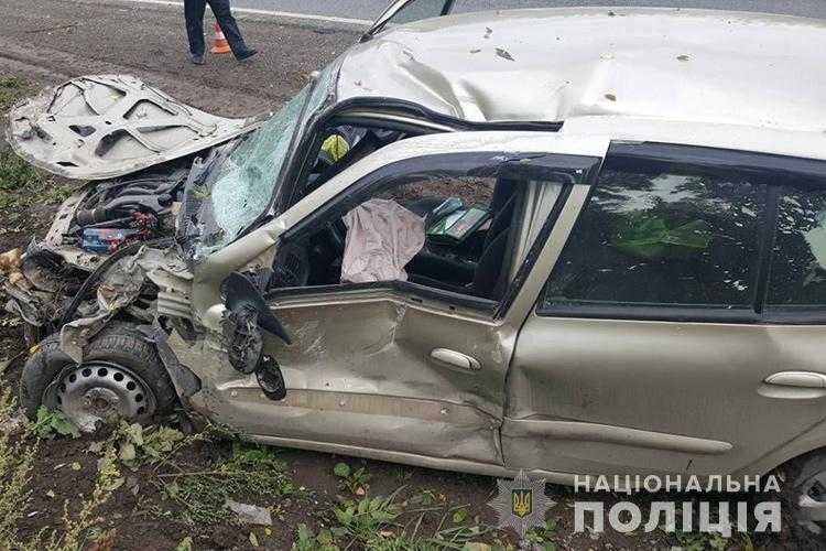 Внаслідок ДТП госпіталізовано одного з водіїв \ Нацполіція Внаслідок ДТП госпіталізовано одного з водіїв \ Нацполіція