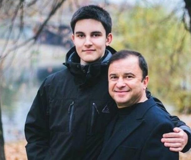 У младшего сына Виктора Павлика обнаружили рак / фото facebook.com/vpavlik100