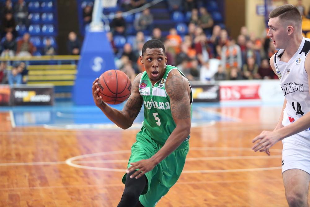БК "Запоріжжя" вирвав перемогу у "Черкаських Мавп" / fbu.ua