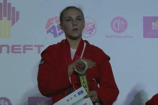 Алла Бегеба - чемпіонка молодіжного чемпіонату світу з самбо / sambo.net.ua Алла Бегеба - чемпіонка молодіжного чемпіонату світу з самбо / sambo.net.ua