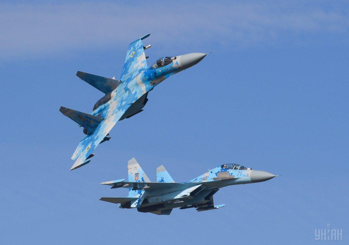 Украинские пилоты поджарили оккупантов / фото УНИАН Украинские пилоты поджарили оккупантов / фото УНИАН