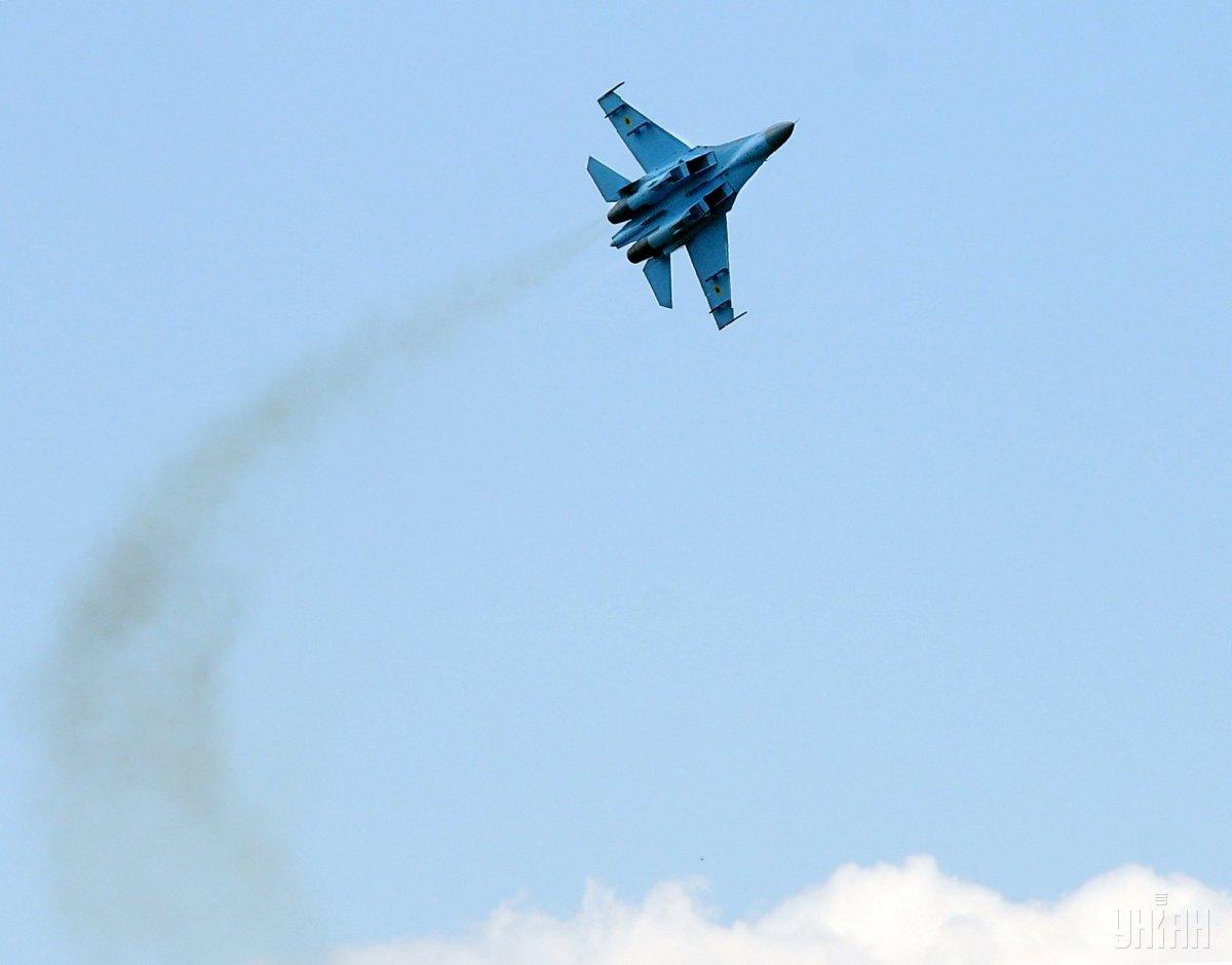 Российский Су-27 столкнулся с американским дроном / фото УНИАН Российский Су-27 столкнулся с американским дроном / фото УНИАН