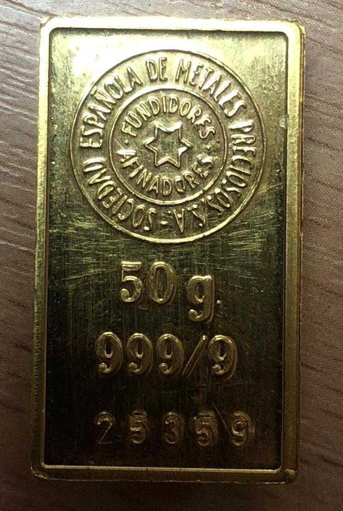 Слитки с пробным клеймов 999.9 и общим весом 1,64 кг \ управление ГФС во Львовской области Слитки с пробным клеймов 999.9 и общим весом 1,64 кг \ управление ГФС во Львовской области