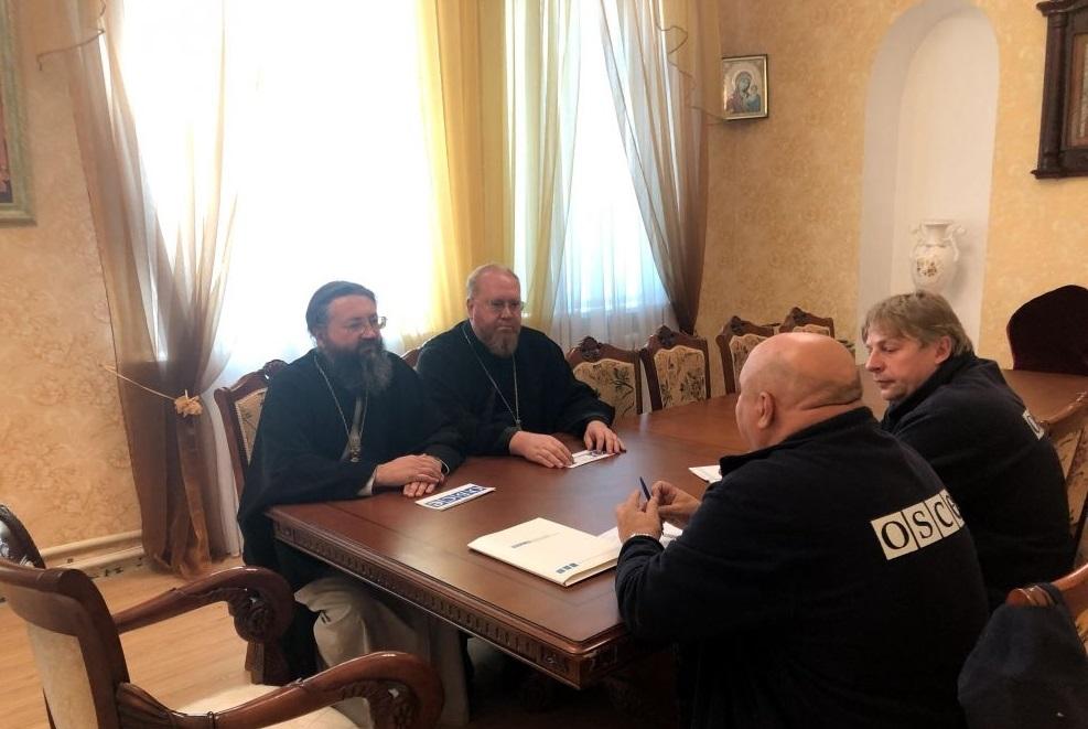 Клирики Одесской епархии УПЦ встретились с представителями мониторинговой миссии ОБСЕ / eparhiya.od.ua