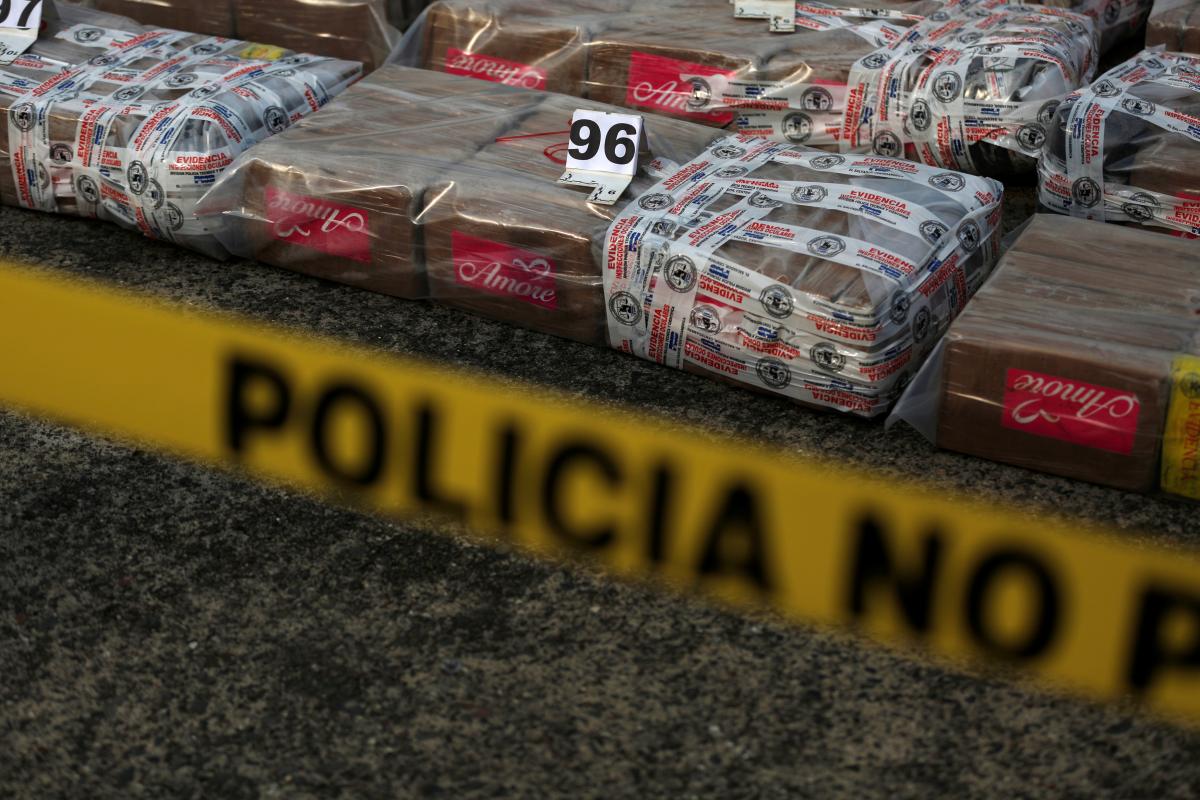 Венесуэльские правоохранители задержали корабль с кокаином, следовавший в Бельгию / Иллюстрация REUTERS