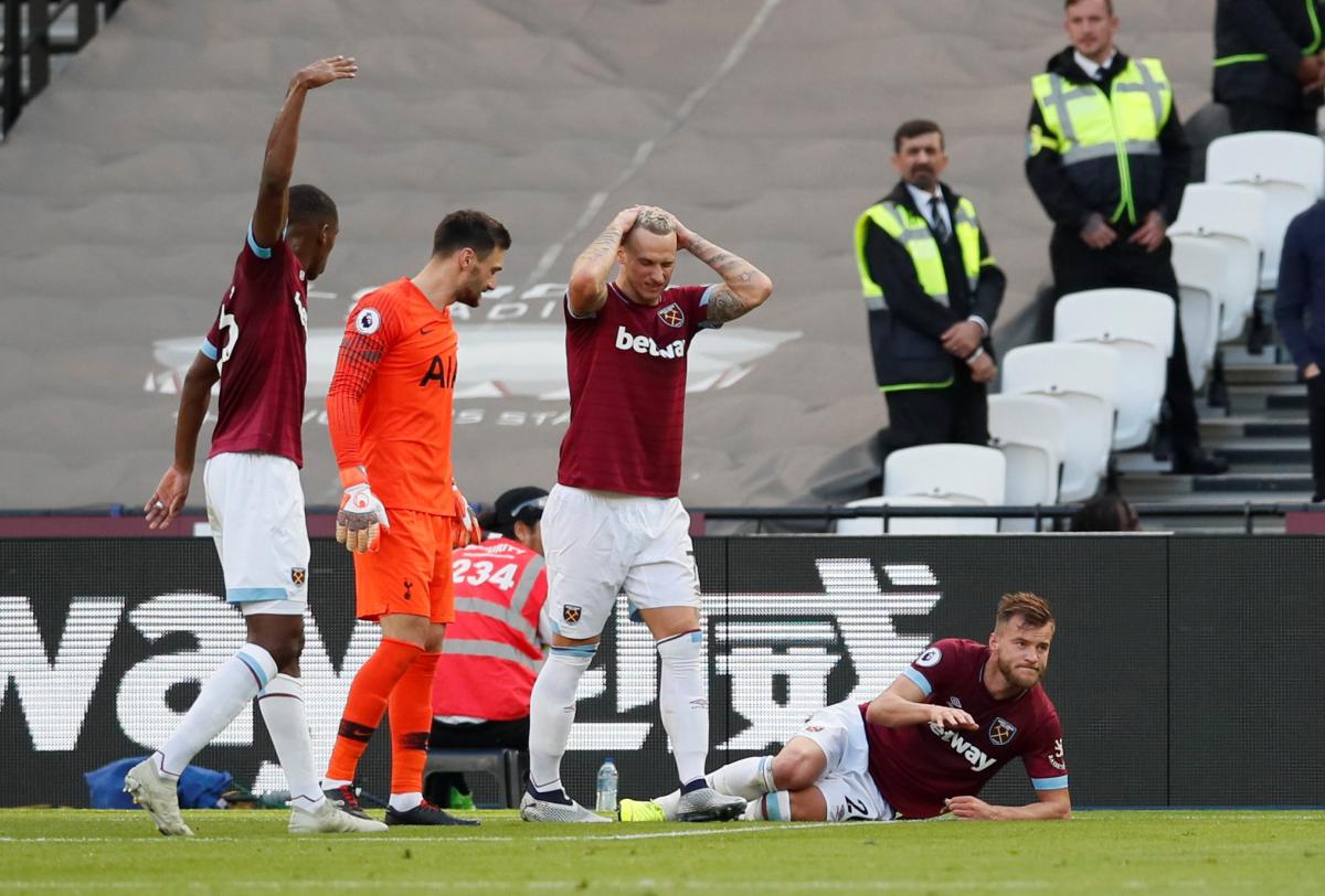 Андрій Ярмоленко отримав важку травму в матчі з "Тоттенхемом" / REUTERS