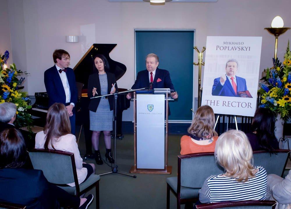 Поплавский презентовал авторскую книгу в Кембриджском университете / фото instagram.com/poplavskiy_michail Поплавский презентовал авторскую книгу в Кембриджском университете / фото instagram.com/poplavskiy_michail