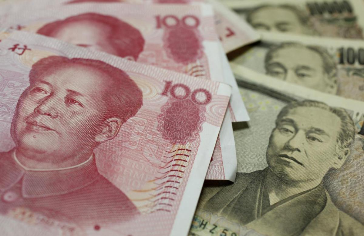 Цифровой юань будет по-прежнему считаться "опасной валютой" / REUTERS