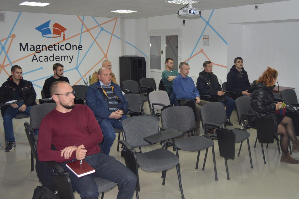 У Тернополі започаткували безкоштовні ІТ-курс для учасників АТО та ООС У Тернополі започаткували безкоштовні ІТ-курс для учасників АТО та ООС