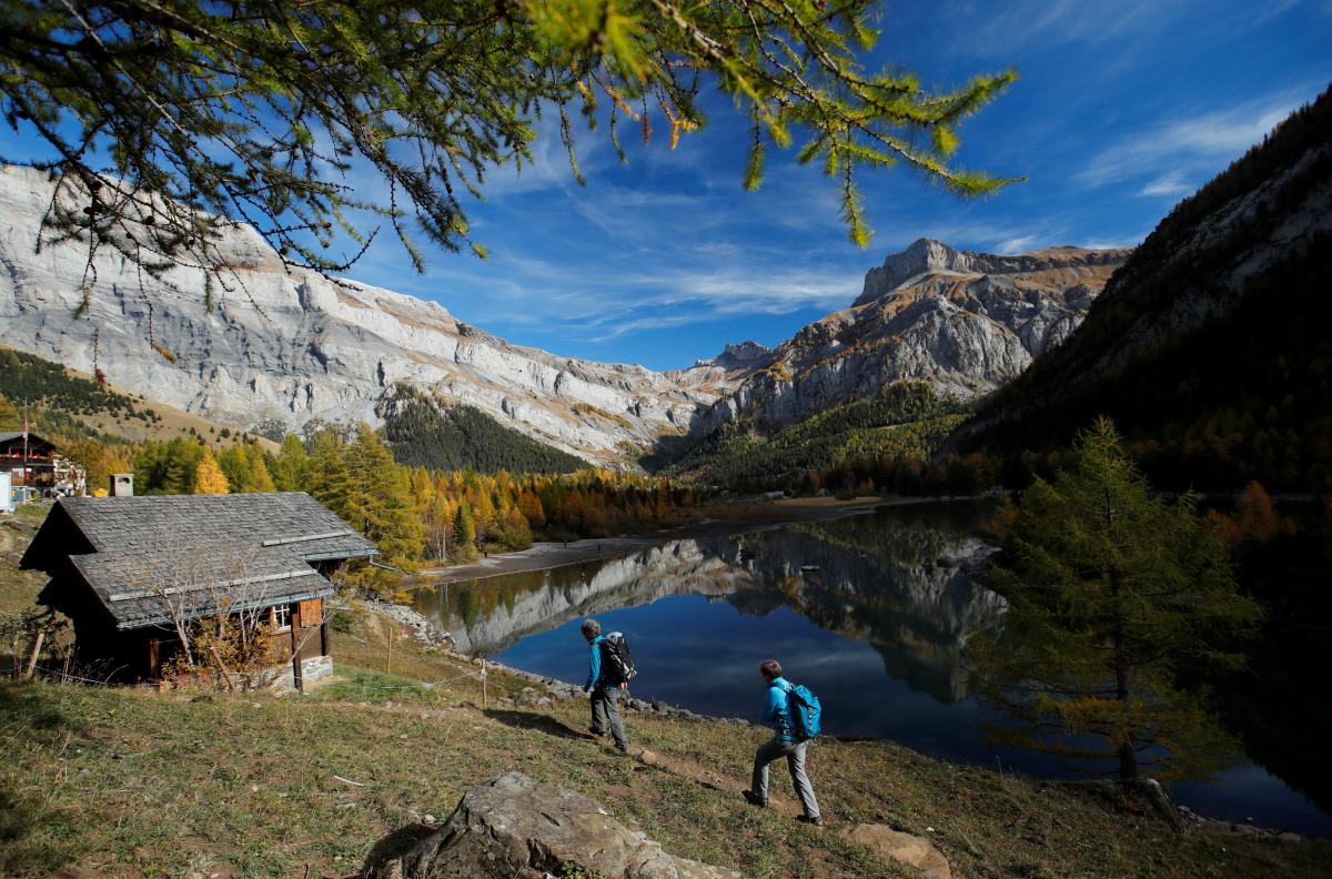 Швейцария усложняет выдачу виз россиянам / фото REUTERS