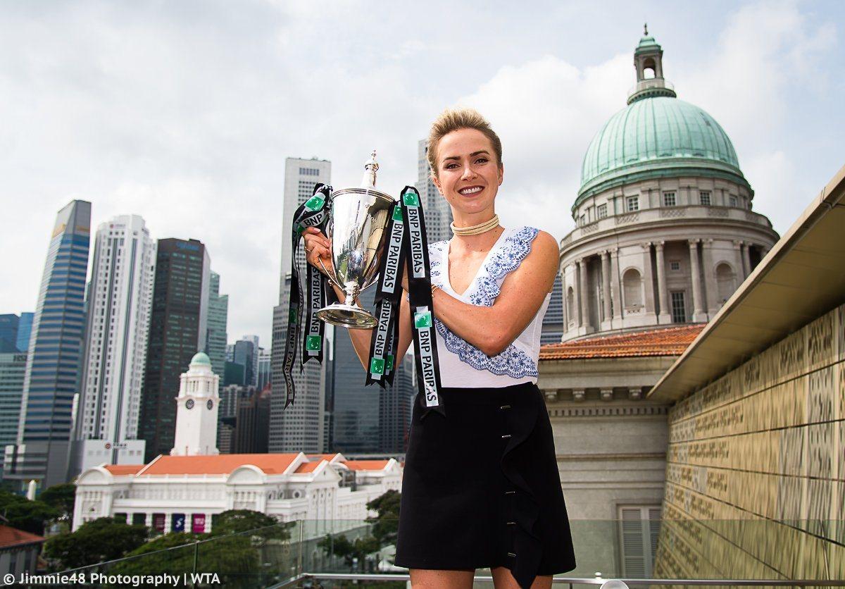 Еліна Світоліна з трофеєм в Сінгапурі / Jimmie48 Photographie WTA Еліна Світоліна з трофеєм в Сінгапурі / Jimmie48 Photographie WTA