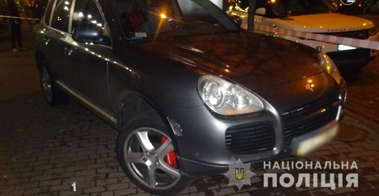 Правоохоронці затримали підозрюваного у стрілянині на Великій Васильківській / фото kyiv.npu.gov.ua