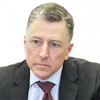 "Россия командует, финансово удерживает, осуществляет контроль над политическими структурами «народных республик»... Так что это на 100% возглавляемая Россией операция"