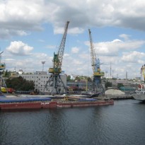Через туман в Україні закрили два морських канали