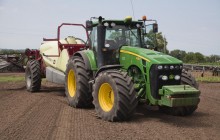 UkrLandFarming в сезон жнив винаймає близько 40% комбайнів