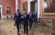 Путина высмеяли в сети из-за его роста (фото)