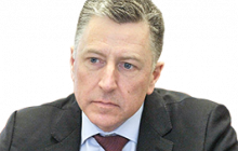 "Россия командует, финансово удерживает, осуществляет контроль над политическими структурами «народных республик»... Так что это на 100% возглавляемая Россией операция"