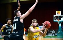 Черкаські Мавпи розпочали сезон з важкої перемоги над Київ-Баскет