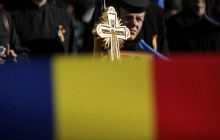 У Румунії відбувається референдум проти легалізації одностатевих шлюбів (відео)