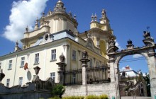 У львівському соборі святого Юра прокладають інженерні мережі за 20 мільйонів гривень
