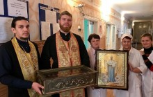 У Кропивницький прибула ікона Покрову Богородиці з часткою Її Омофору та ковчег з мощами 30 святих воїнів