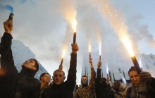 У Києві учасники Маршу слави УПА запалили фаєри