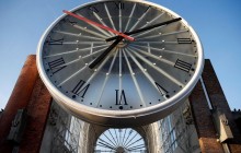 У ЄС назвали "реальну" дату скасування переходу на літній і зимовий час