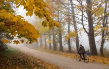Завтра в Украине сохранится теплая погода, на западе пройдут дожди (видеопрогноз)