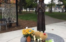Toronto unveils Holodomor Memorial (Photo)