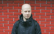Головного редактора відомого російського ЗМІ відсторонили від роботи після звинувачень у домаганнях
