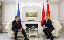 Лукашенко: Білорусь ніколи не прийде в Україну на танках, лише на комбайнах і тракторах