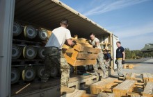 На американскую авиабазу в Германии доставлена самая крупная в ХХІ веке партия боеприпасов и снаряжения (фото)