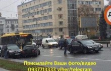 Через масштабну ДТП у Києві в сторону Шулявки утворився затор