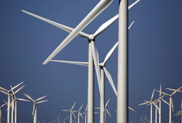 Из-за вторжения РФ 90% мощностей ветроэнергетики в Украине выведены из эксплуатации