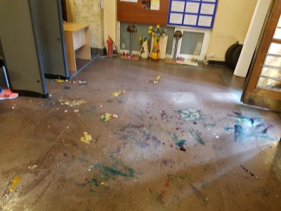 Гусовського облили зеленкою / фото facebook.com/anfimov Гусовського облили зеленкою / фото facebook.com/anfimov