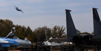 Су-27 vs F-15: назван победитель учебного боя в Украине (видео)