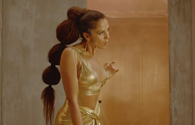 Настя Каменських випустила відвертий кліп (відео)