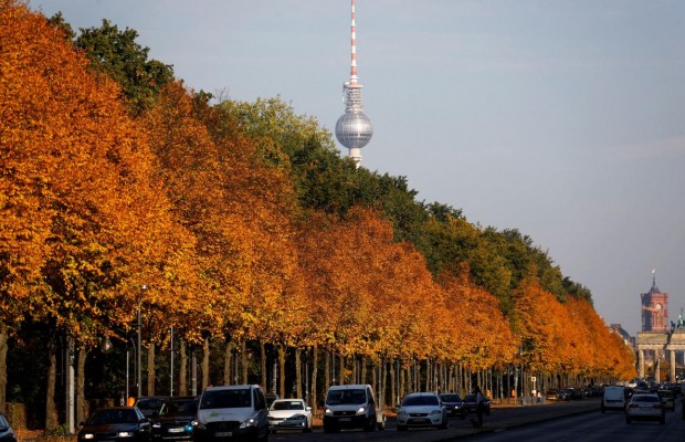 Приймаючий лоукостери аеропорт Берліна змінив назву