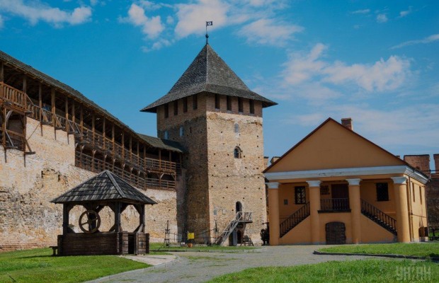 Экскурсии в подземелье и иллюминация в историческом центре: что Луцк готовит туристам в этом году